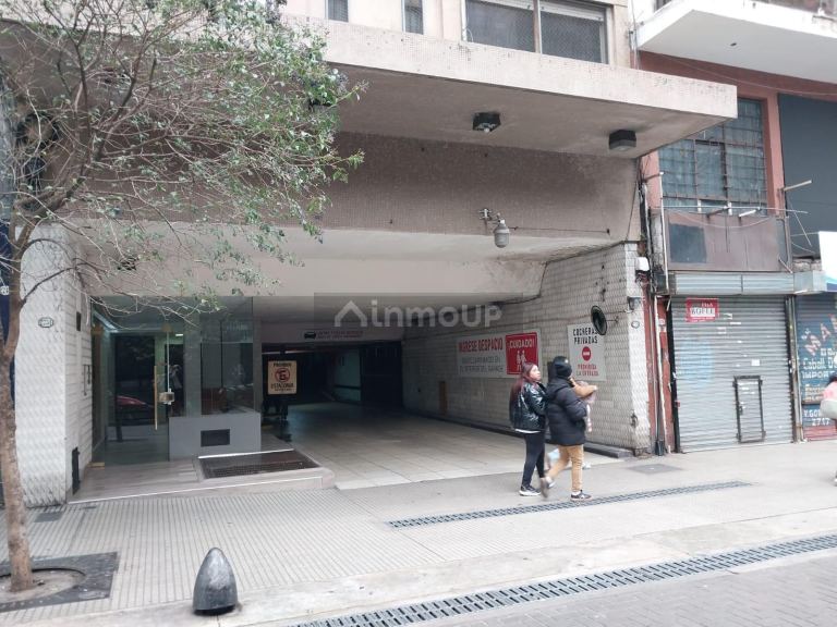 Cochera en Venta en Once, Capital Federal