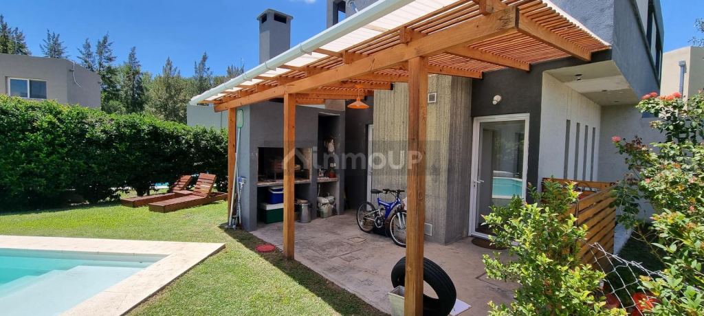 Casa en Venta en Pilar, G.B.A. Zona Norte