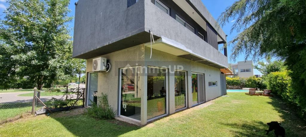 Casa en Venta en Pilar, G.B.A. Zona Norte