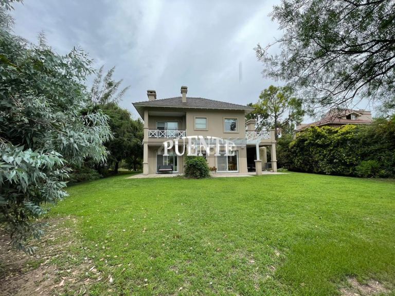 Casa en Venta en Esteban Echeverria, G.B.A. Zona Sur
