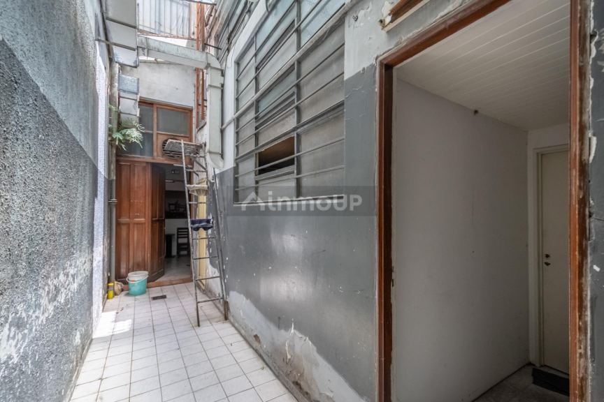 Departamento en Venta en Monserrat, Capital Federal - USD 155.000 | Inmoup - 24