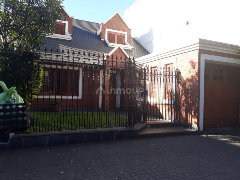 Casa en Venta en Tres de Febrero, G.B.A. Zona Oeste