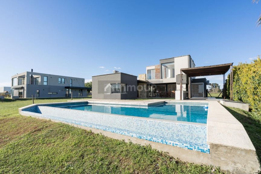 Casa en Venta en Escobar, G.B.A. Zona Norte