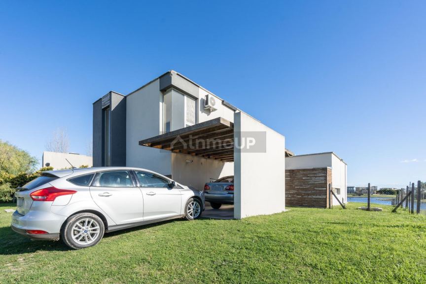 Casa en Venta en Escobar, G.B.A. Zona Norte