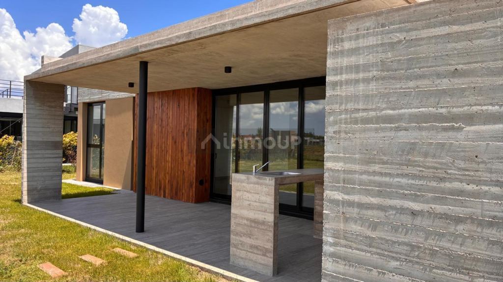Casa en Venta en Pilar, G.B.A. Zona Norte