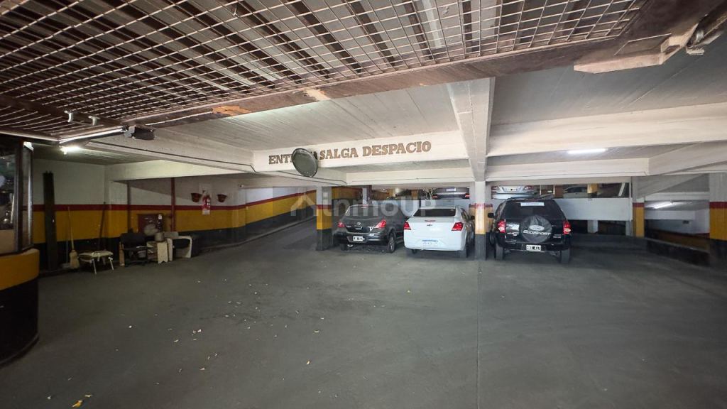 Cochera en Venta en Villa del Parque, Capital Federal