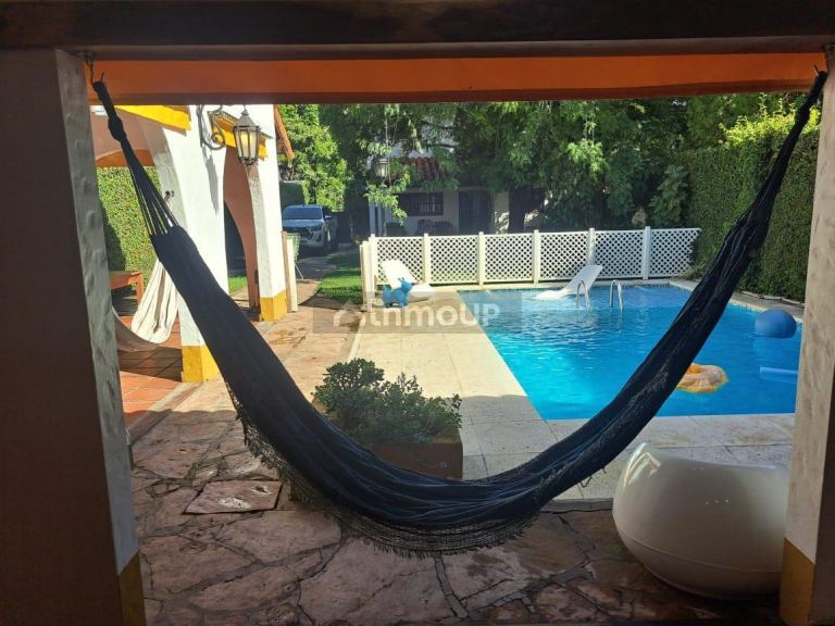 Casa en Venta en Almirante Brown, G.B.A. Zona Sur