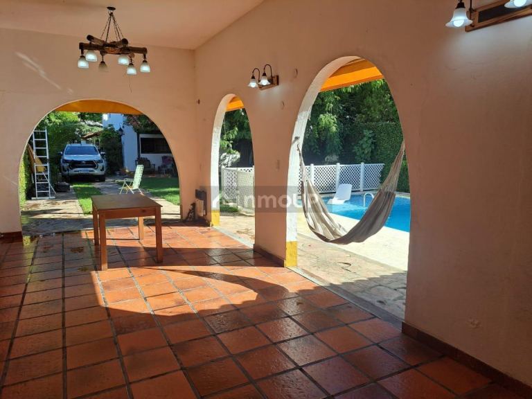 Casa en Venta en Almirante Brown, G.B.A. Zona Sur