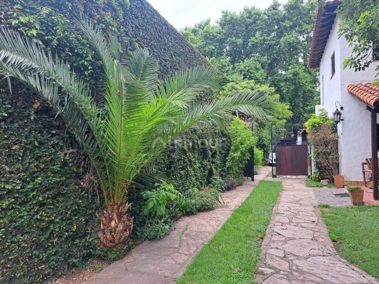 Casa en Venta en Almirante Brown, G.B.A. Zona Sur