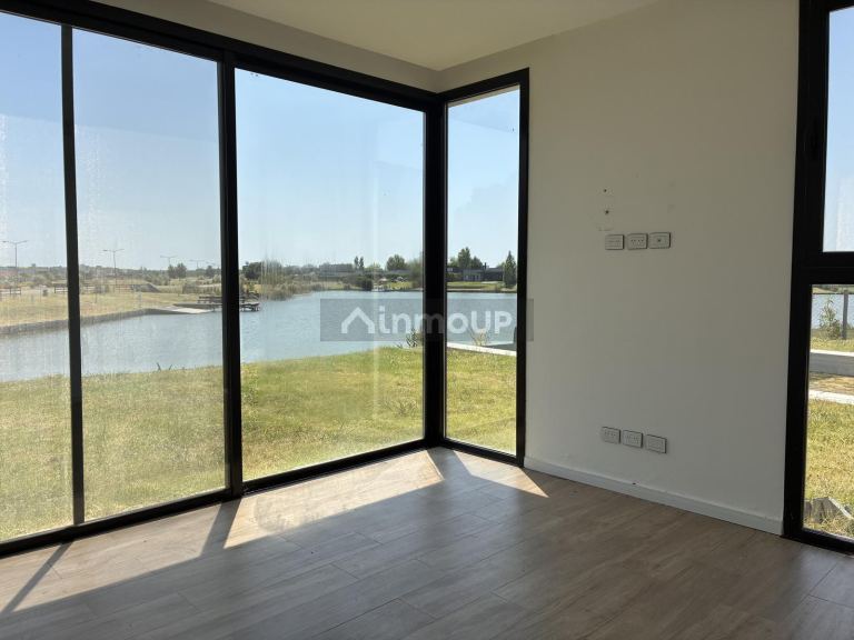 Casa en Alquiler en Pilar, G.B.A. Zona Norte