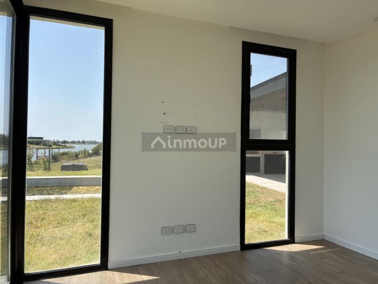 Casa en Alquiler en Pilar, G.B.A. Zona Norte