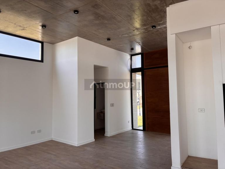 Casa en Alquiler en Pilar, G.B.A. Zona Norte