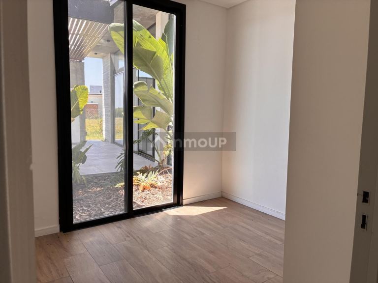 Casa en Alquiler en Pilar, G.B.A. Zona Norte