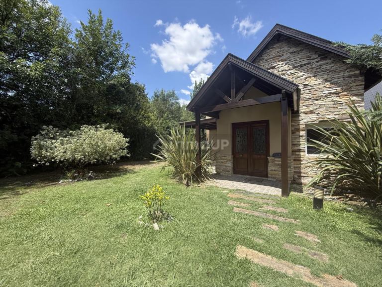 Casa en Venta en Presidente Peron, G.B.A. Zona Sur