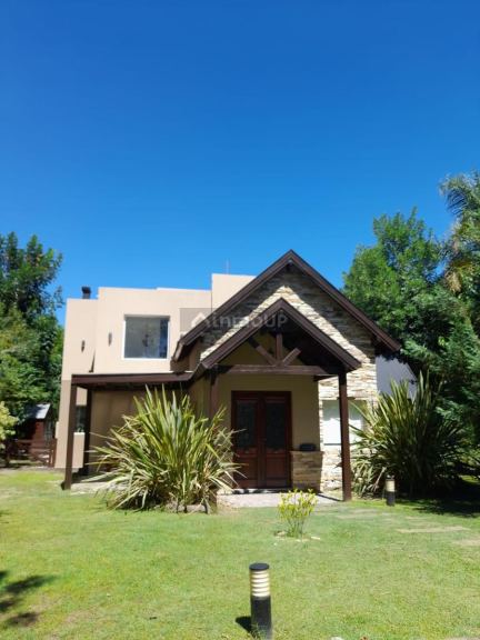 Casa en Venta en Presidente Peron, G.B.A. Zona Sur