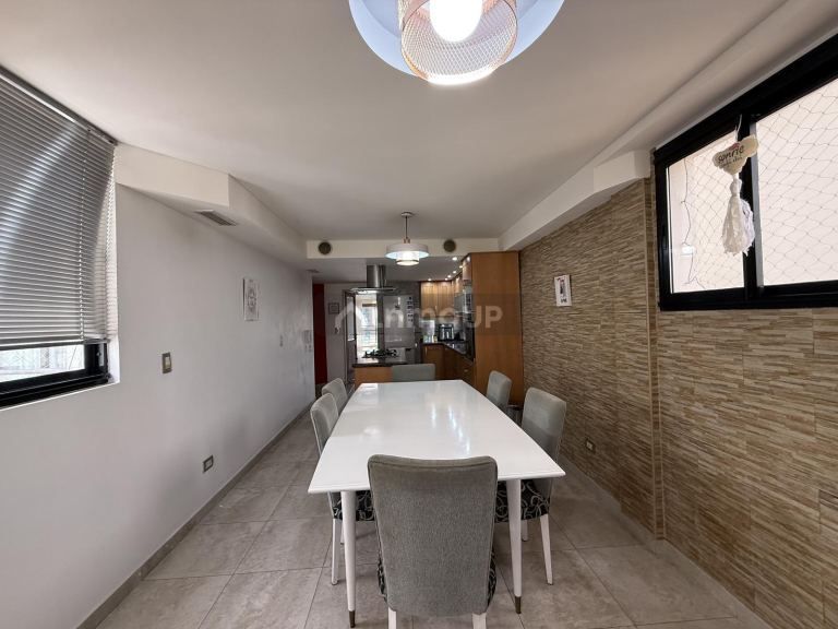 Departamento en Venta en Lomas de Zamora, G.B.A. Zona Sur