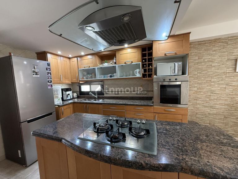 Departamento en Venta en Lomas de Zamora, G.B.A. Zona Sur