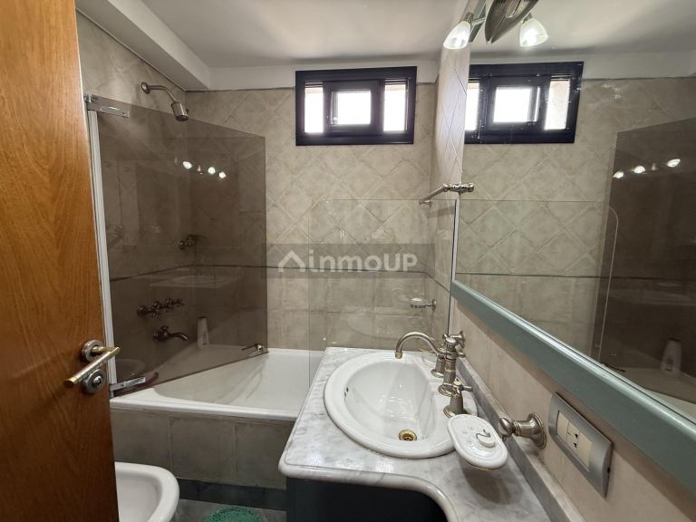 Departamento en Venta en Lomas de Zamora, G.B.A. Zona Sur