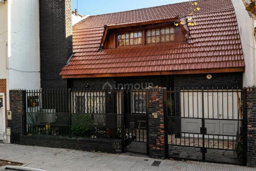 Casa en Venta en Versalles, Capital Federal - USD 309.000 | Inmoup - 1