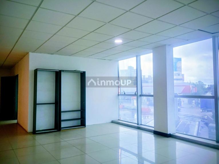 Oficina en Alquiler en Pilar, G.B.A. Zona Norte