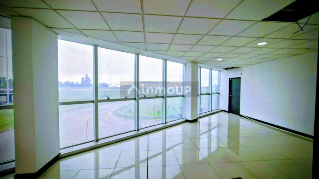 Oficina en Alquiler en Pilar, G.B.A. Zona Norte