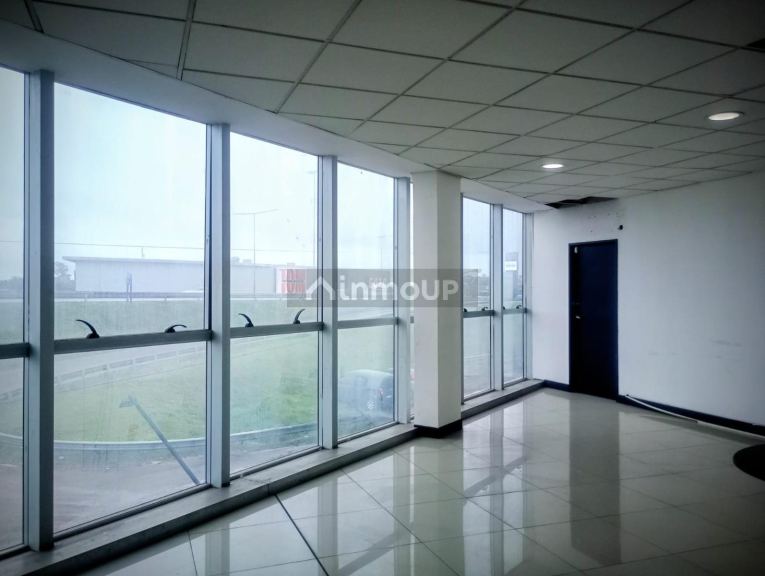 Oficina en Alquiler en Pilar, G.B.A. Zona Norte