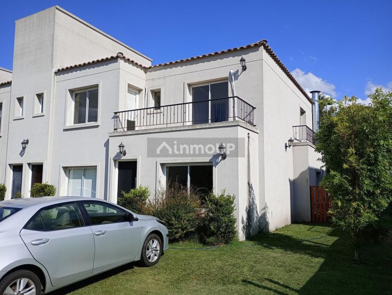 P H en Venta en Pilar, G.B.A. Zona Norte