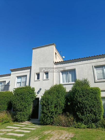 P H en Venta en Pilar, G.B.A. Zona Norte