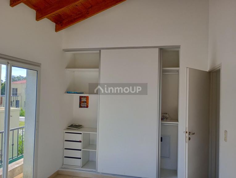 P H en Venta en Pilar, G.B.A. Zona Norte