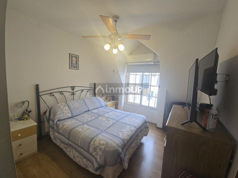 P H en Venta en Moron, G.B.A. Zona Oeste