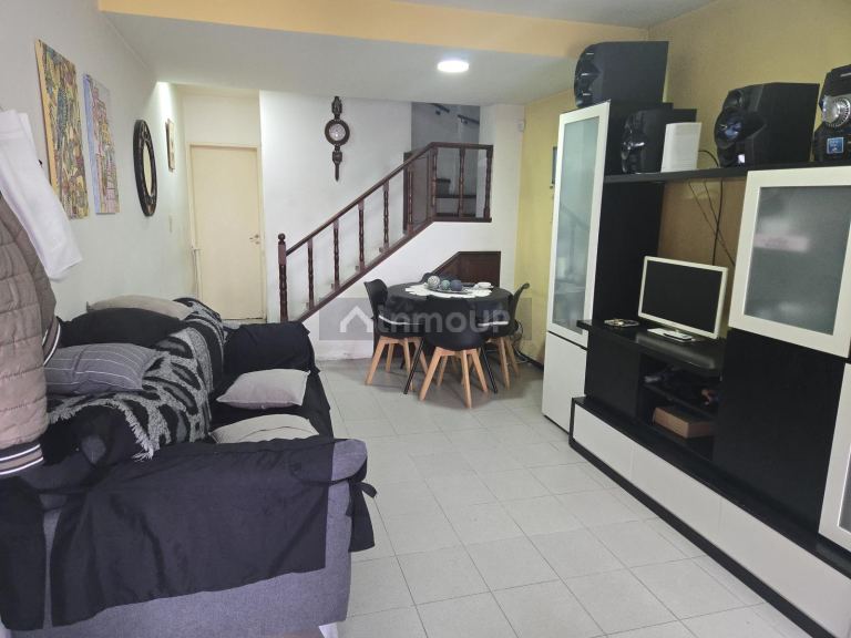 P H en Venta en Moron, G.B.A. Zona Oeste