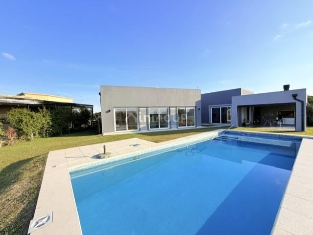 Casa en Venta en Presidente Peron, G.B.A. Zona Sur