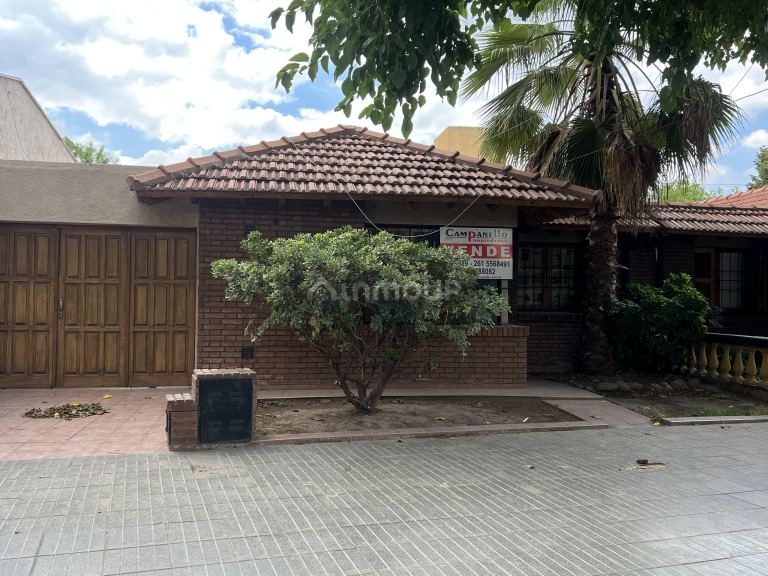 Casa en Venta en Las Heras, Mendoza