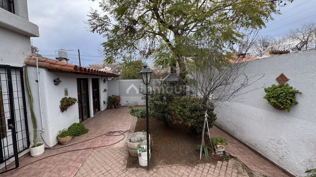 Casa en Alquiler en Capital, Mendoza