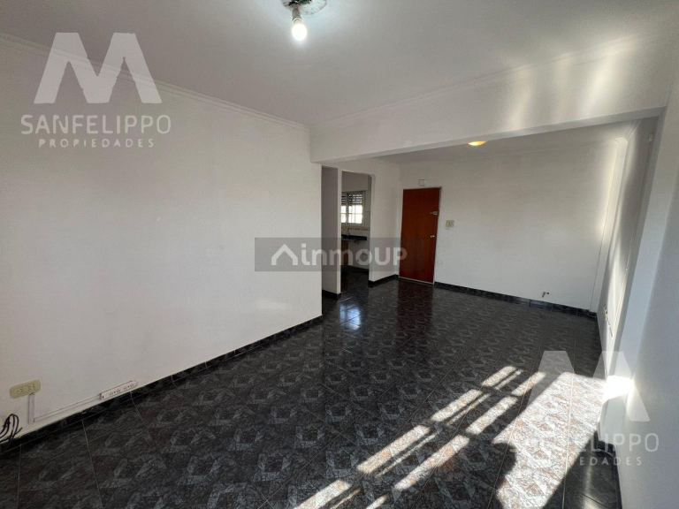 Avellaneda Ramon Franco al 6200