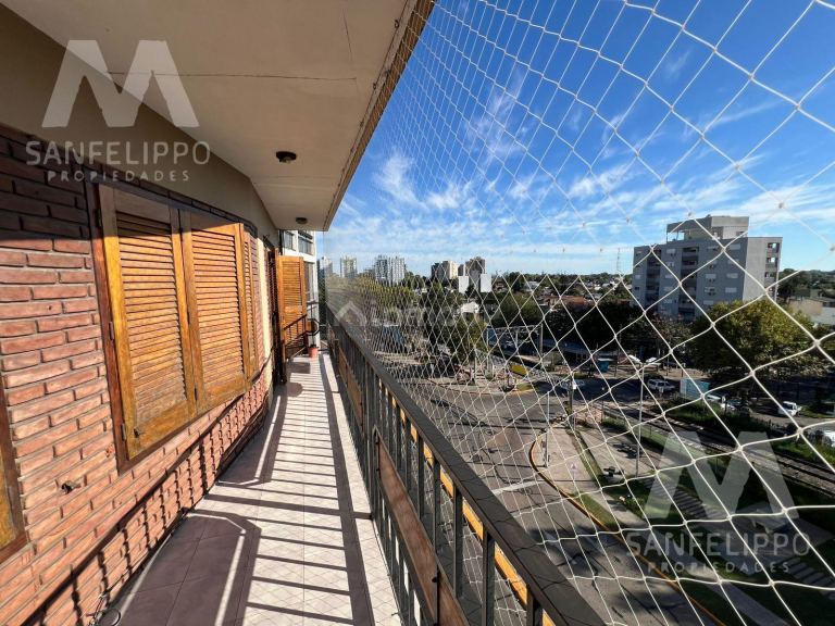 Avellaneda Ramon Franco al 6200