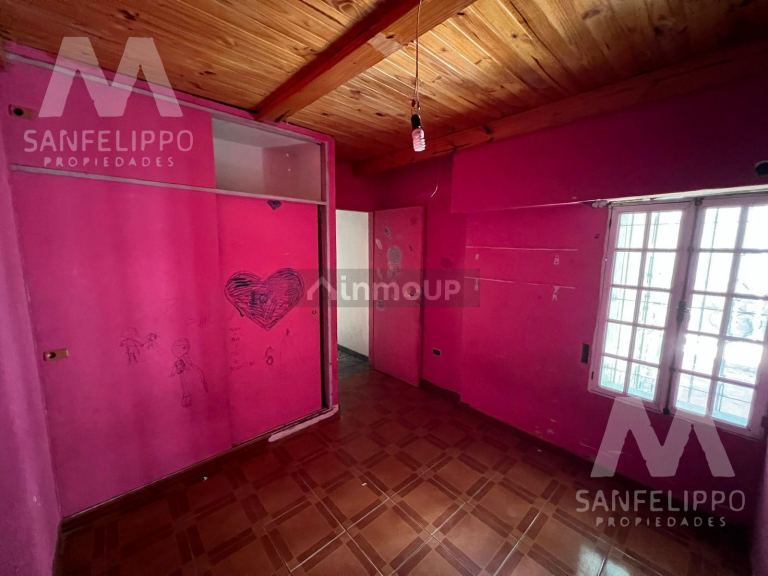 Casa en Venta en Avellaneda, G.B.A. Zona Sur - USD 130.000 | Inmoup - 24