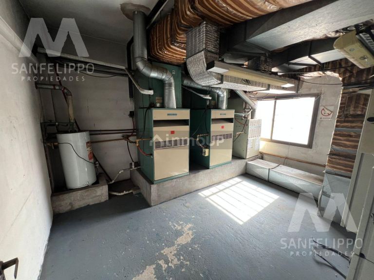 Edificio en Venta en Quilmes, G.B.A. Zona Sur - USD 1.200.000 | Inmoup - 35