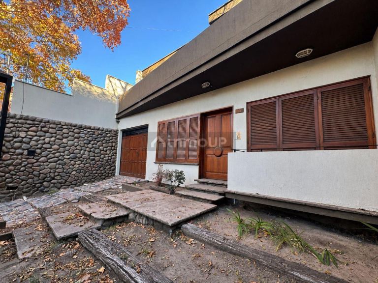 Casa en Venta en Capital, Mendoza