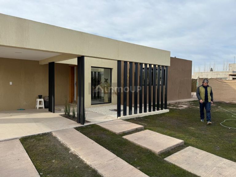 Casa en Venta en Maipu, Mendoza