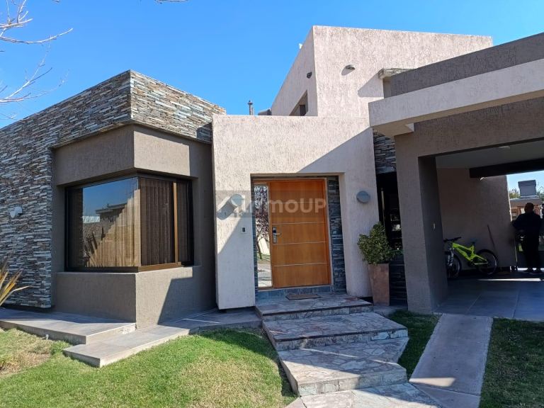 Casa en Venta en Maipu, Mendoza