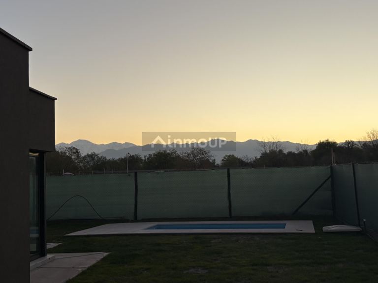 Casa en Venta en Maipu, Mendoza