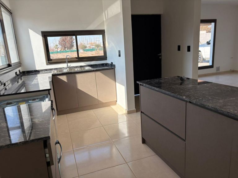 Casa en Venta en Maipu, Mendoza