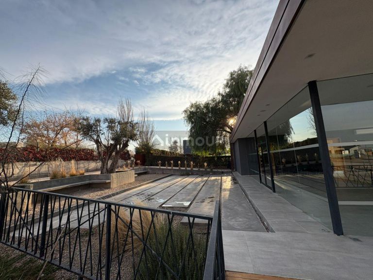 Casa en Venta en Maipu, Mendoza