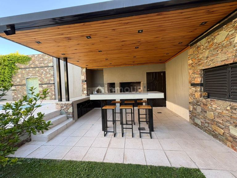 Casa en Venta en Guaymallen, Mendoza