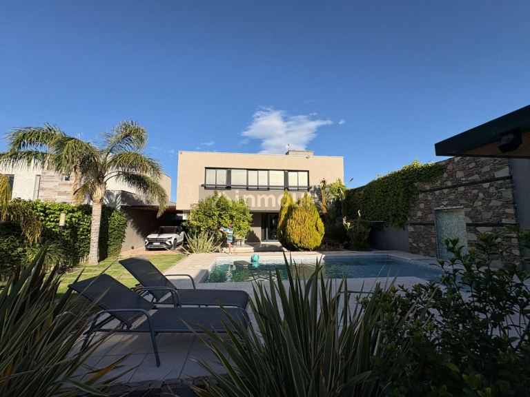 Casa en Venta en Guaymallen, Mendoza