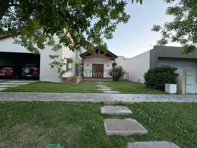 Casa en Venta en Maipu, Mendoza