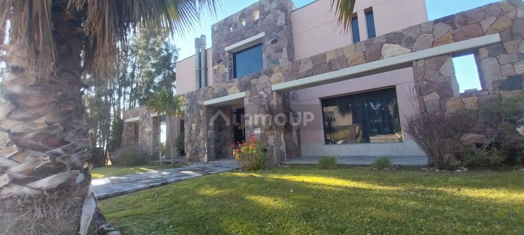 Casa en Venta en Lujan de Cuyo, Mendoza
