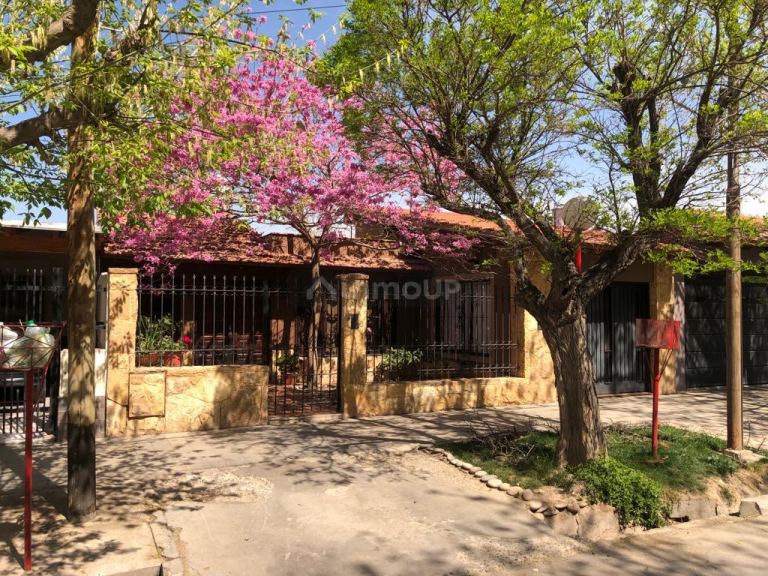 Casa en Venta en Las Heras, Mendoza