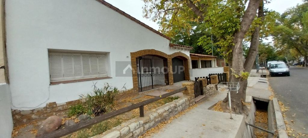 Casa en Alquiler en Godoy Cruz, Mendoza